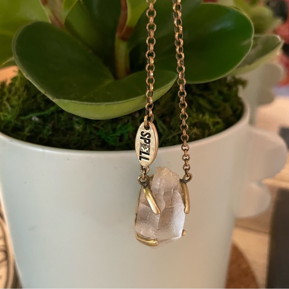 ❤️SPELL❤️ Vintage Crystal Vision Necklace